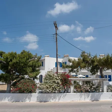 Maroulis Naxos 3*