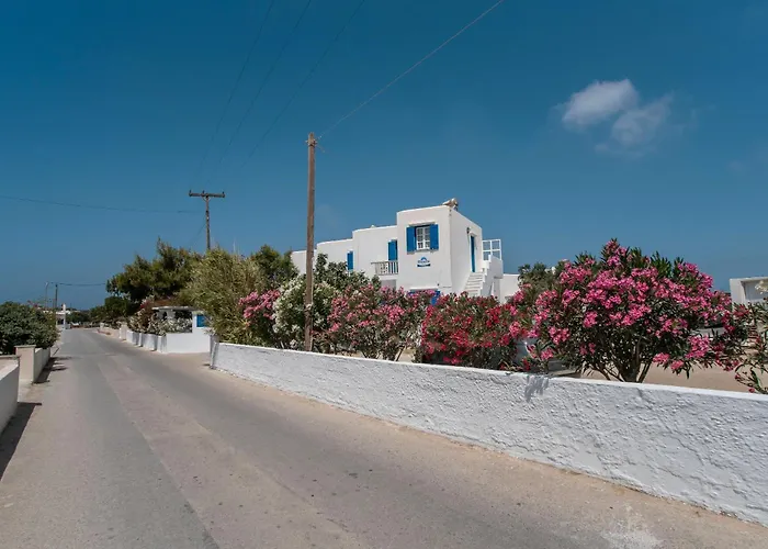 Maroulis Naxos Pensión 3*