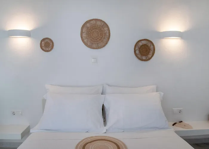 Maroulis Naxos Pensión 3*