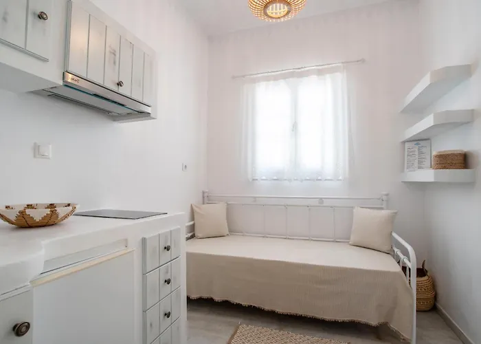 Maroulis Naxos 3* Mikri Vigla