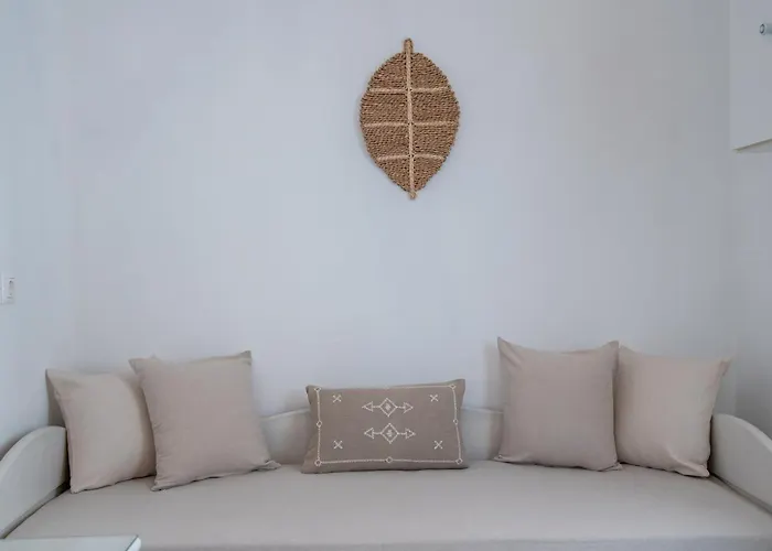 Pensión Maroulis Naxos 3*