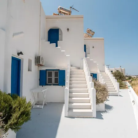 Maroulis Naxos ميكري فيغلا