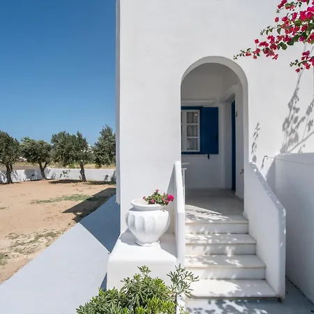 Pensión Maroulis Naxos 3*