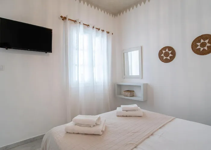 Gasthof Maroulis Naxos 3*